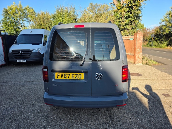 Used Volkswagen Caddy 2017 for sale - 76042110: Photo 4
