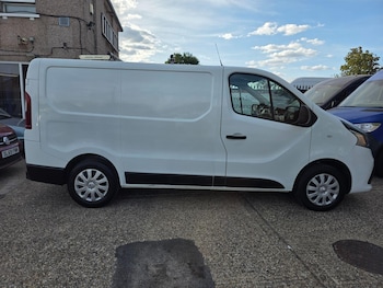 Used Renault Trafic 2019 for sale - 79412693: Photo