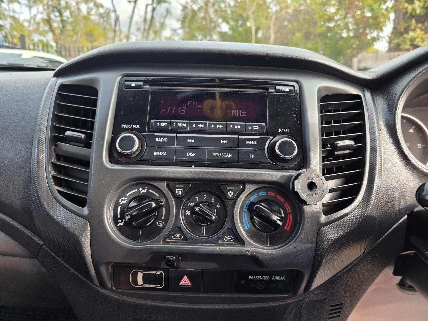 Used Mitsubishi L200 2017 for sale - 76337235: Photo 13