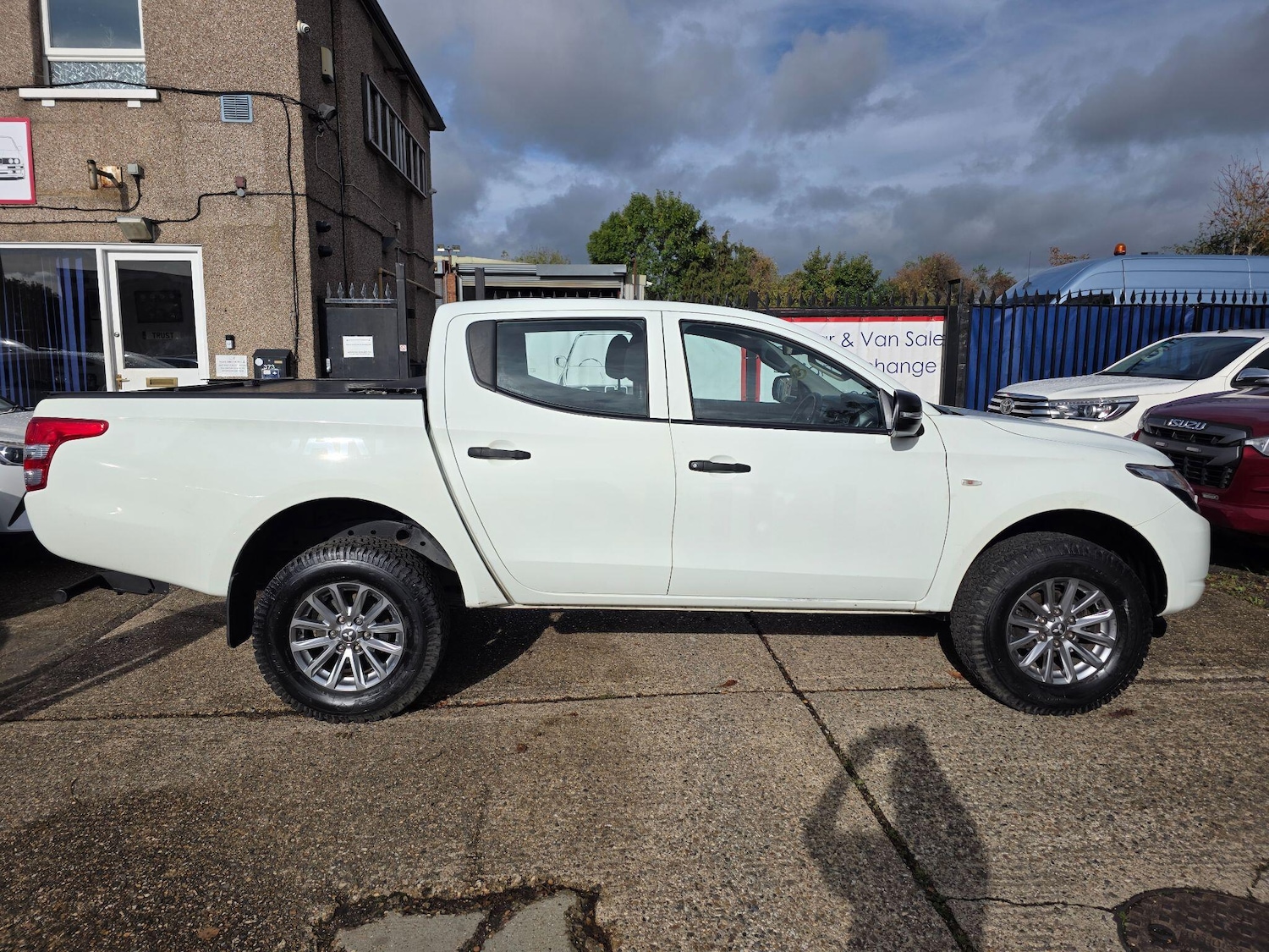 Used Mitsubishi L200 2017 for sale - 76337235: Photo 2