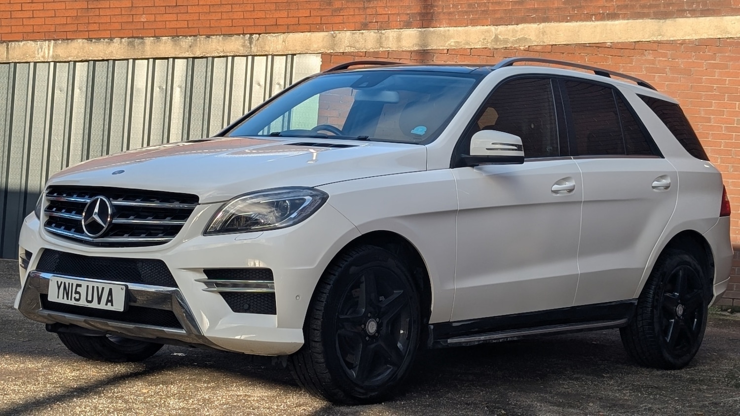 Used Mercedes-Benz M Class 2015 for sale - 76920180: Photo 3