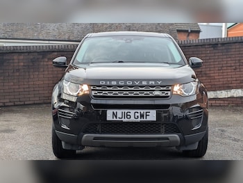 Used Land Rover Discovery Sport 2016 for sale - 78179044: Photo