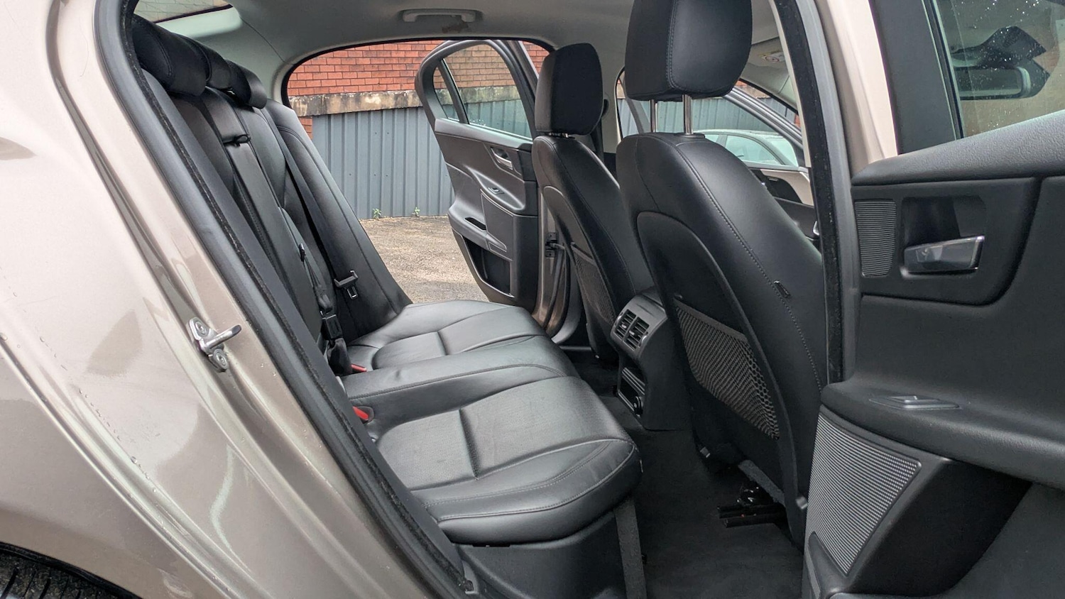 Used Jaguar XE 2016 for sale - 77022906: Photo 13