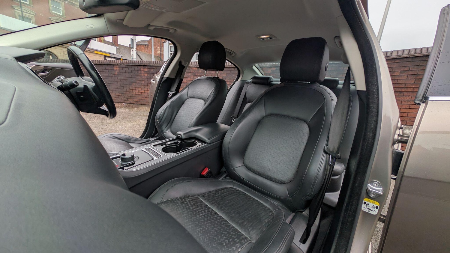 Used Jaguar XE 2016 for sale - 77022906: Photo 30