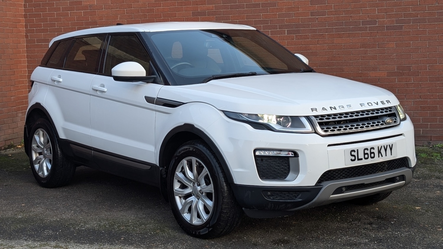 Used Land Rover Range Rover Evoque 2016 for sale - 76893319: Photo 1