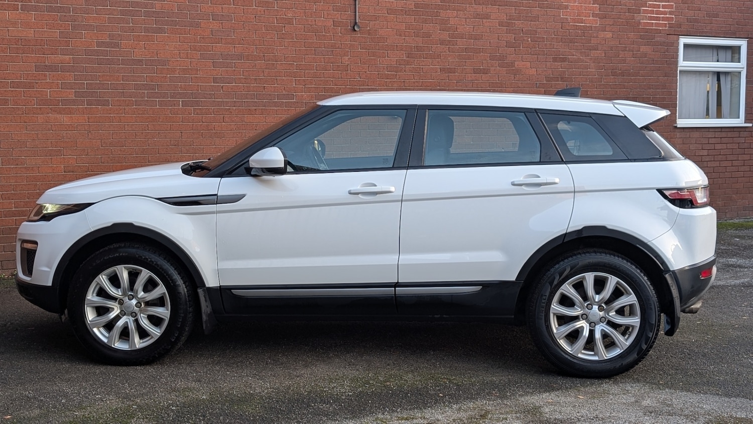 Used Land Rover Range Rover Evoque 2016 for sale - 76893319: Photo 7