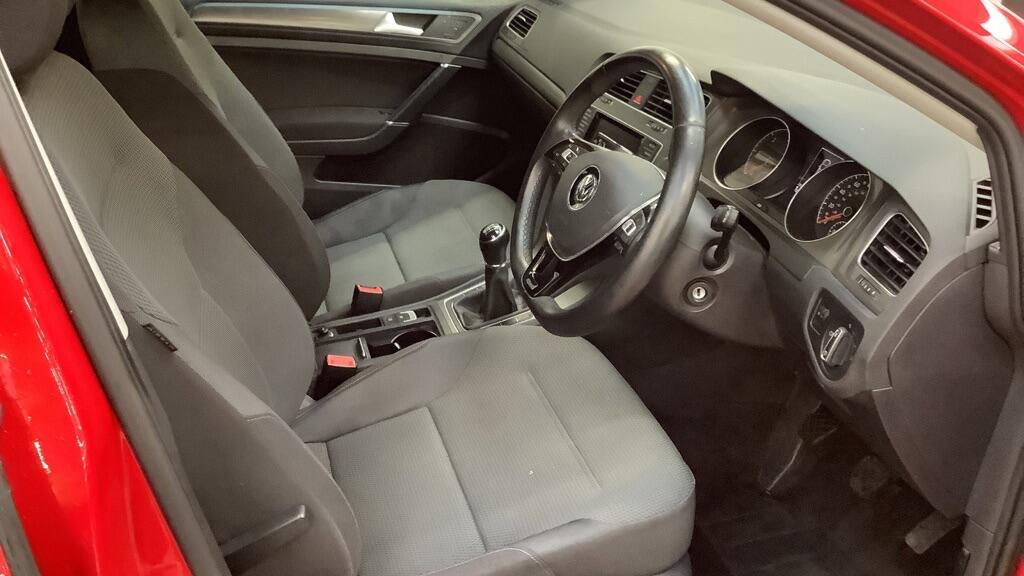 Used Volkswagen Golf 2013 for sale - 77022924: Photo 10