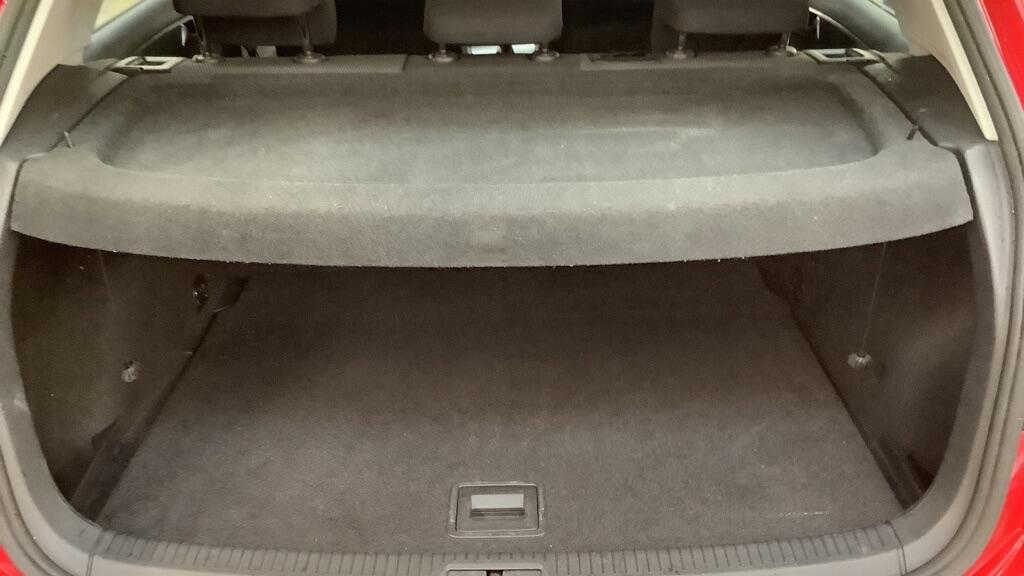 Used Volkswagen Golf 2013 for sale - 77022924: Photo 8