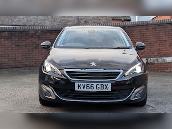Used Peugeot 308 2016 for sale - 77239581: Photo
