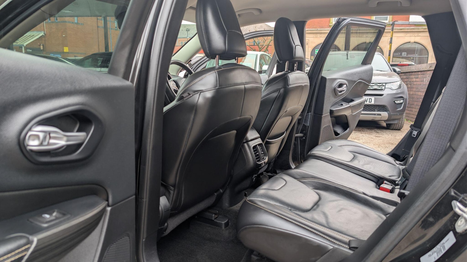 Used Jeep Cherokee 2015 for sale - 77799892: Photo 23