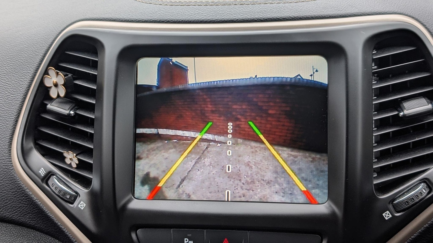 Used Jeep Cherokee 2015 for sale - 77799892: Photo 24