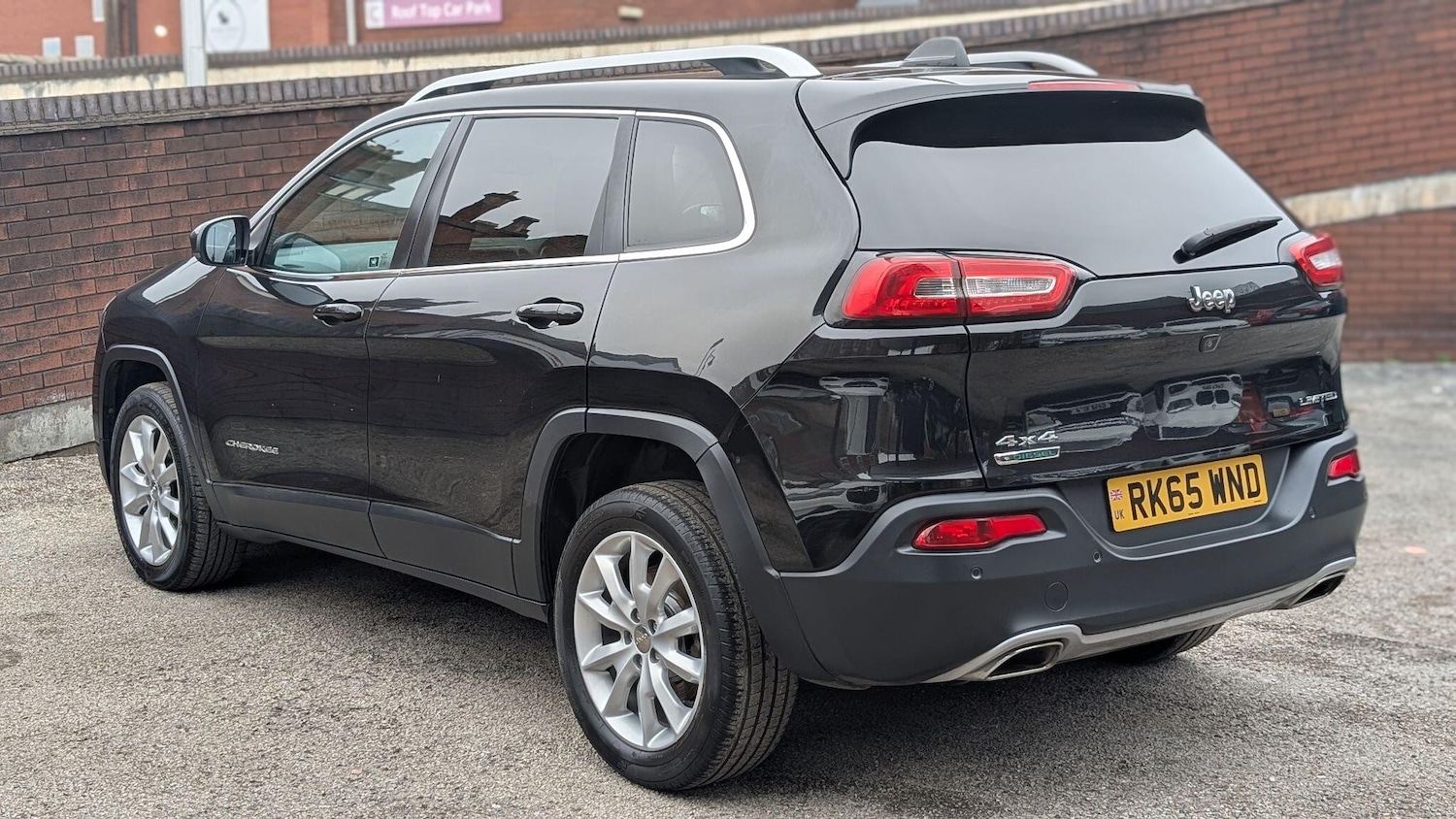 Used Jeep Cherokee 2015 for sale - 77799892: Photo 5