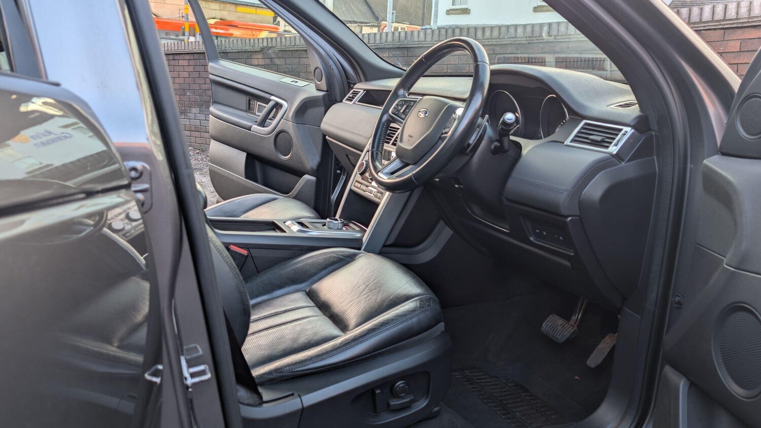 Used Land Rover Discovery Sport 2016 for sale - 77971900: Photo 14