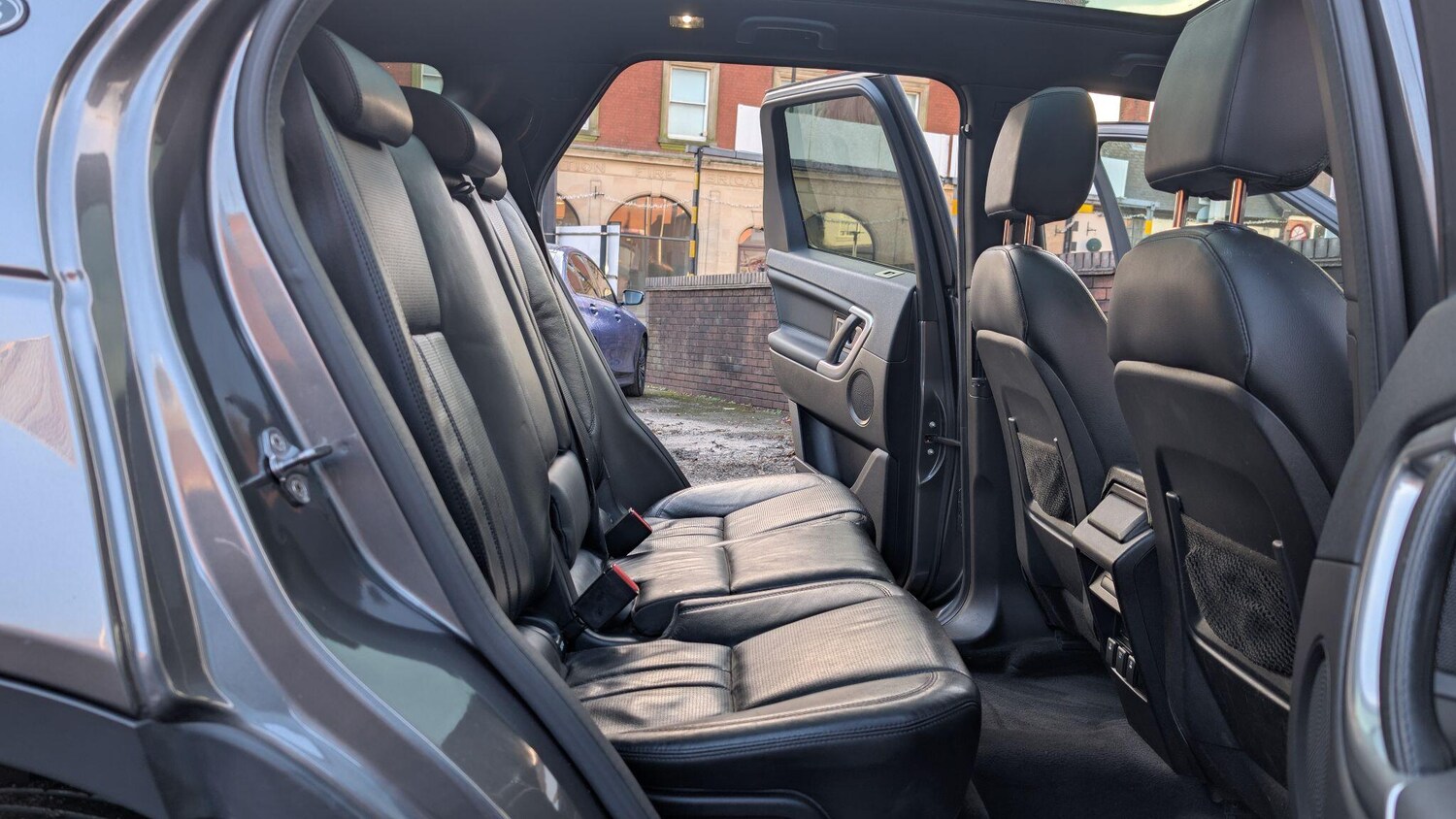 Used Land Rover Discovery Sport 2016 for sale - 77971900: Photo 19