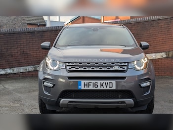 Used Land Rover Discovery Sport 2016 for sale - 77971900: Photo