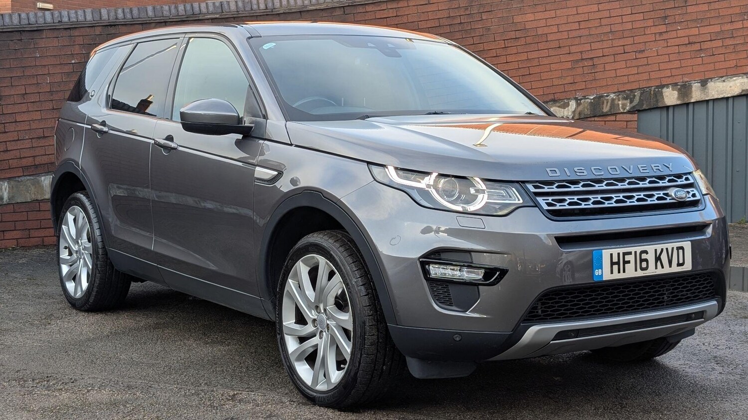 Used Land Rover Discovery Sport 2016 for sale - 77971900: Photo 5