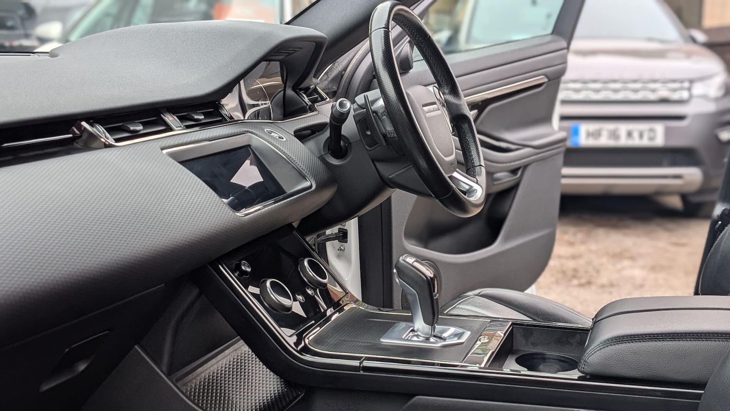 Used Land Rover Range Rover Evoque 2019 for sale - 77799890: Photo 11