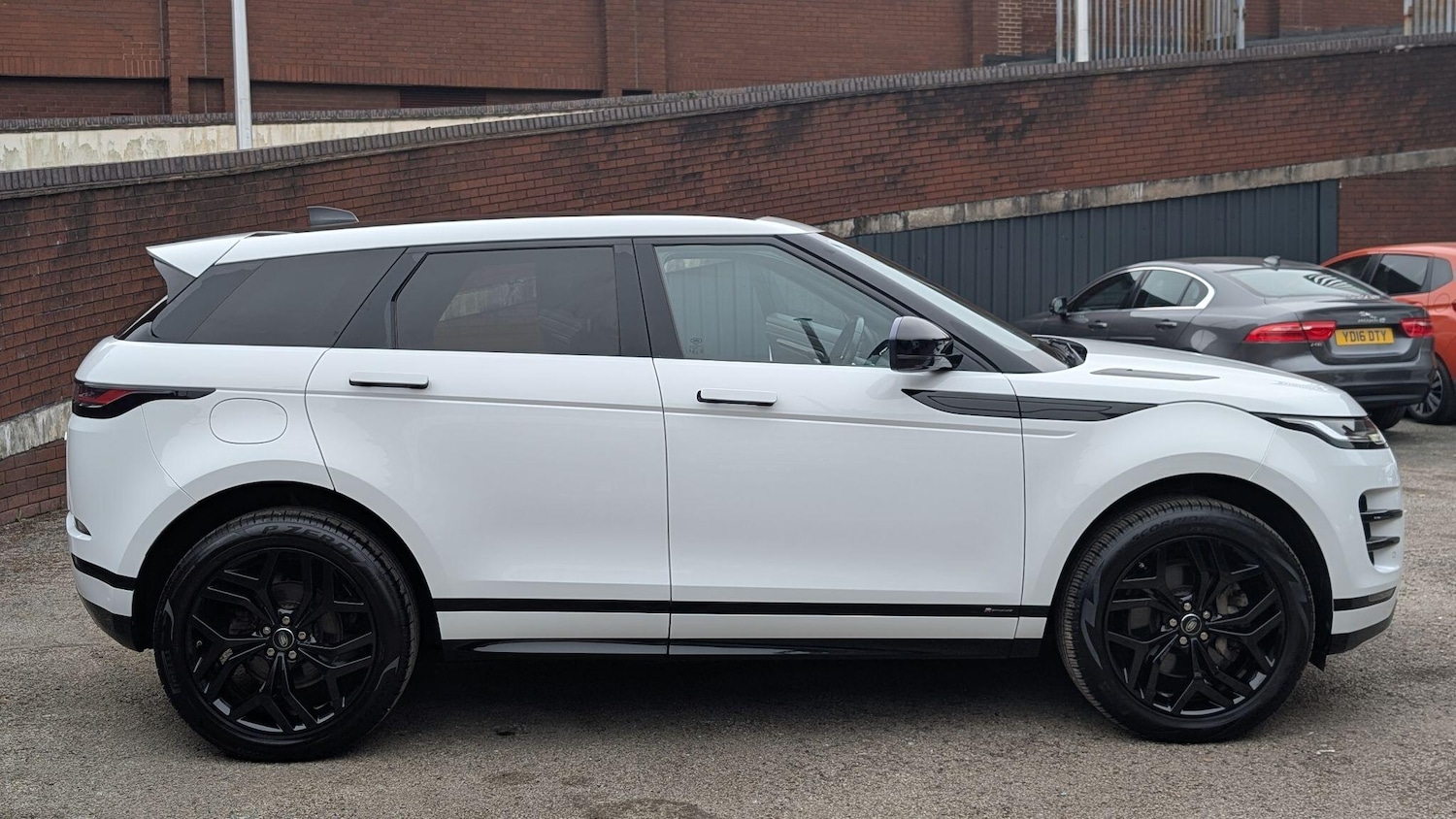 Used Land Rover Range Rover Evoque 2019 for sale - 77799890: Photo 8