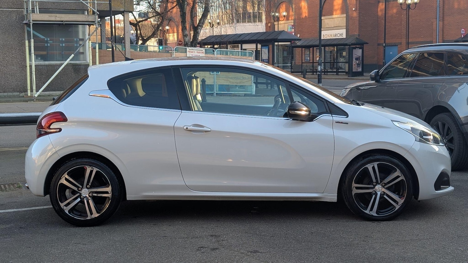 Used Peugeot 208 2016 for sale - 77092865: Photo 10