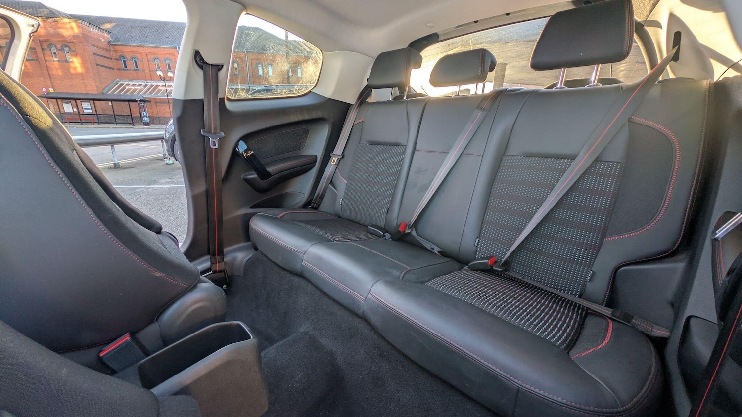 Used Peugeot 208 2016 for sale - 77092865: Photo 15