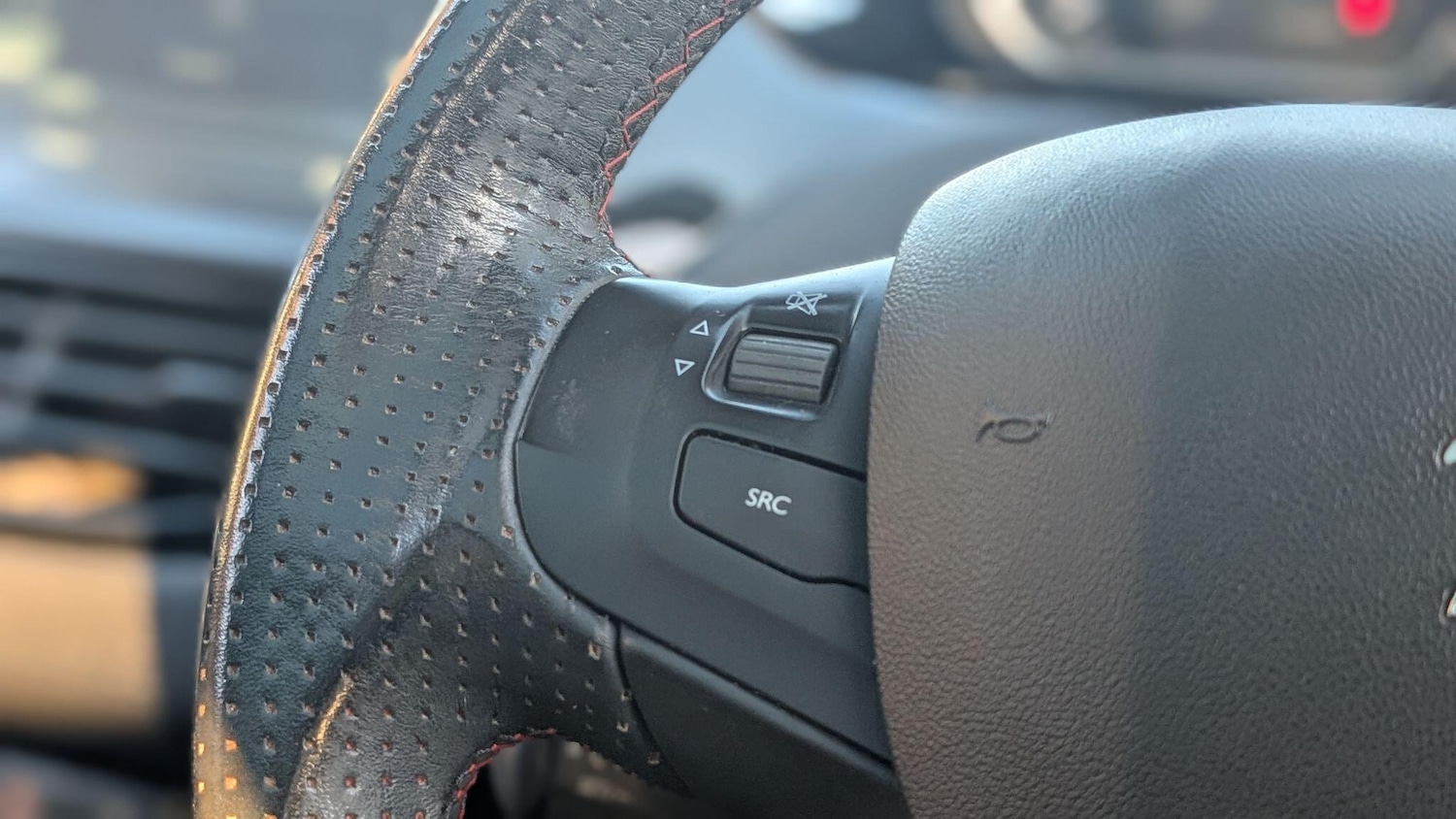 Used Peugeot 208 2016 for sale - 77092865: Photo 18