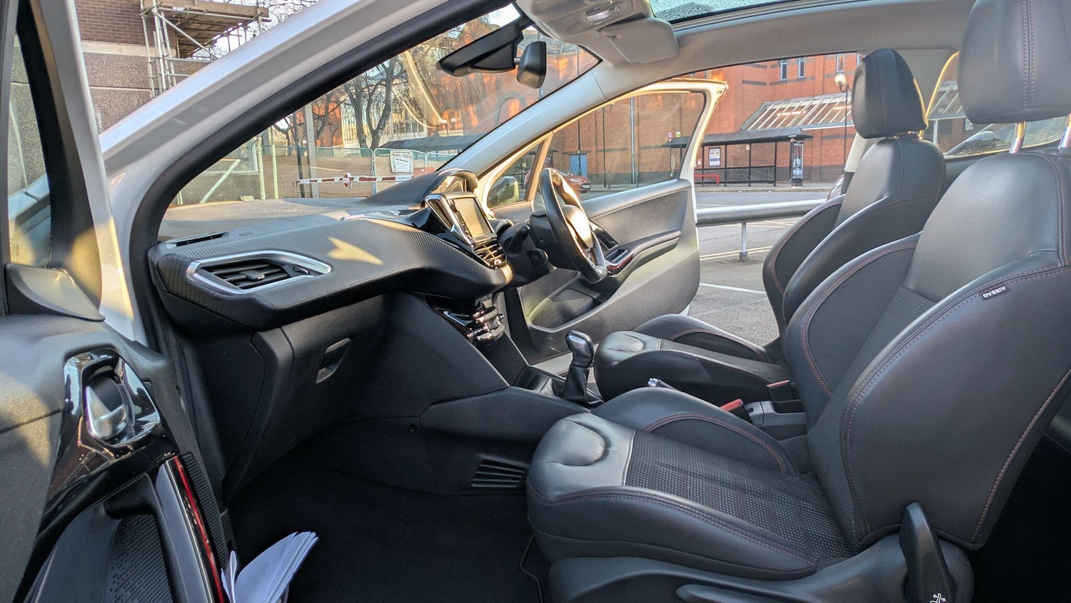 Used Peugeot 208 2016 for sale - 77092865: Photo 24