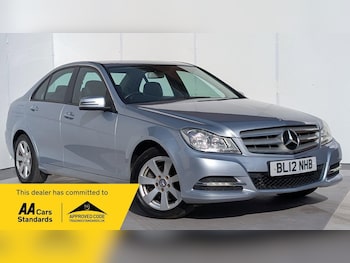 Used Mercedes-Benz C Class 2012 for sale - 79485796: Photo
