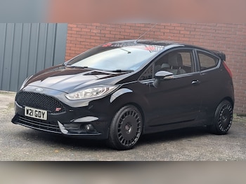 Used Ford Fiesta 2014 for sale - 76919052: Photo