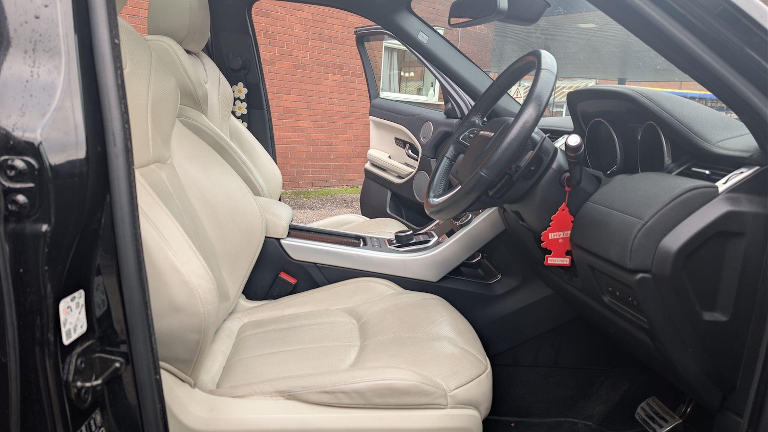 Used Land Rover Range Rover Evoque 2016 for sale - 77022900: Photo 12