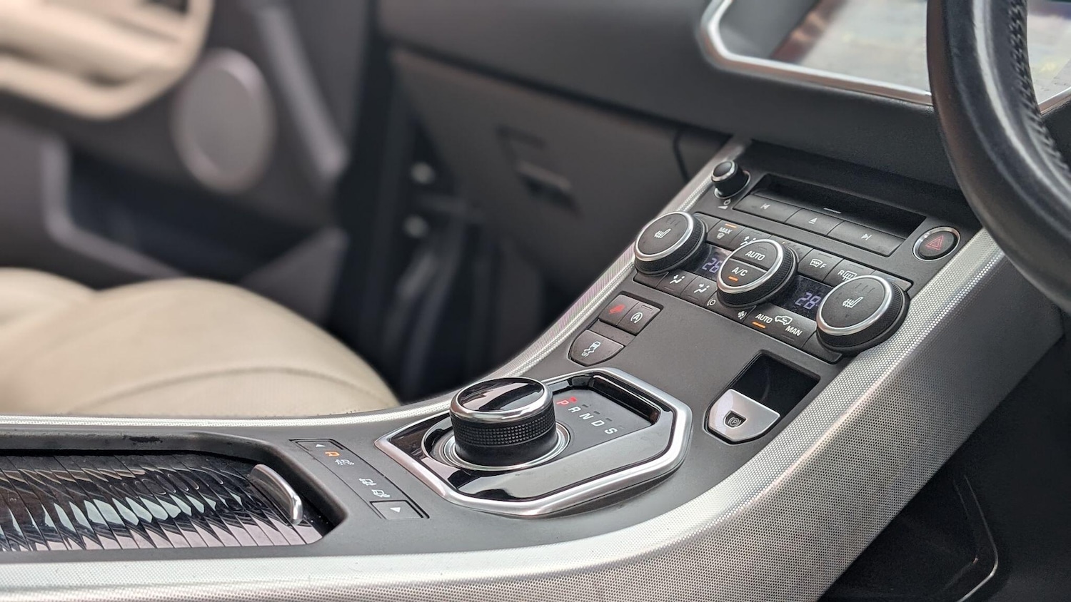 Used Land Rover Range Rover Evoque 2016 for sale - 77022900: Photo 15