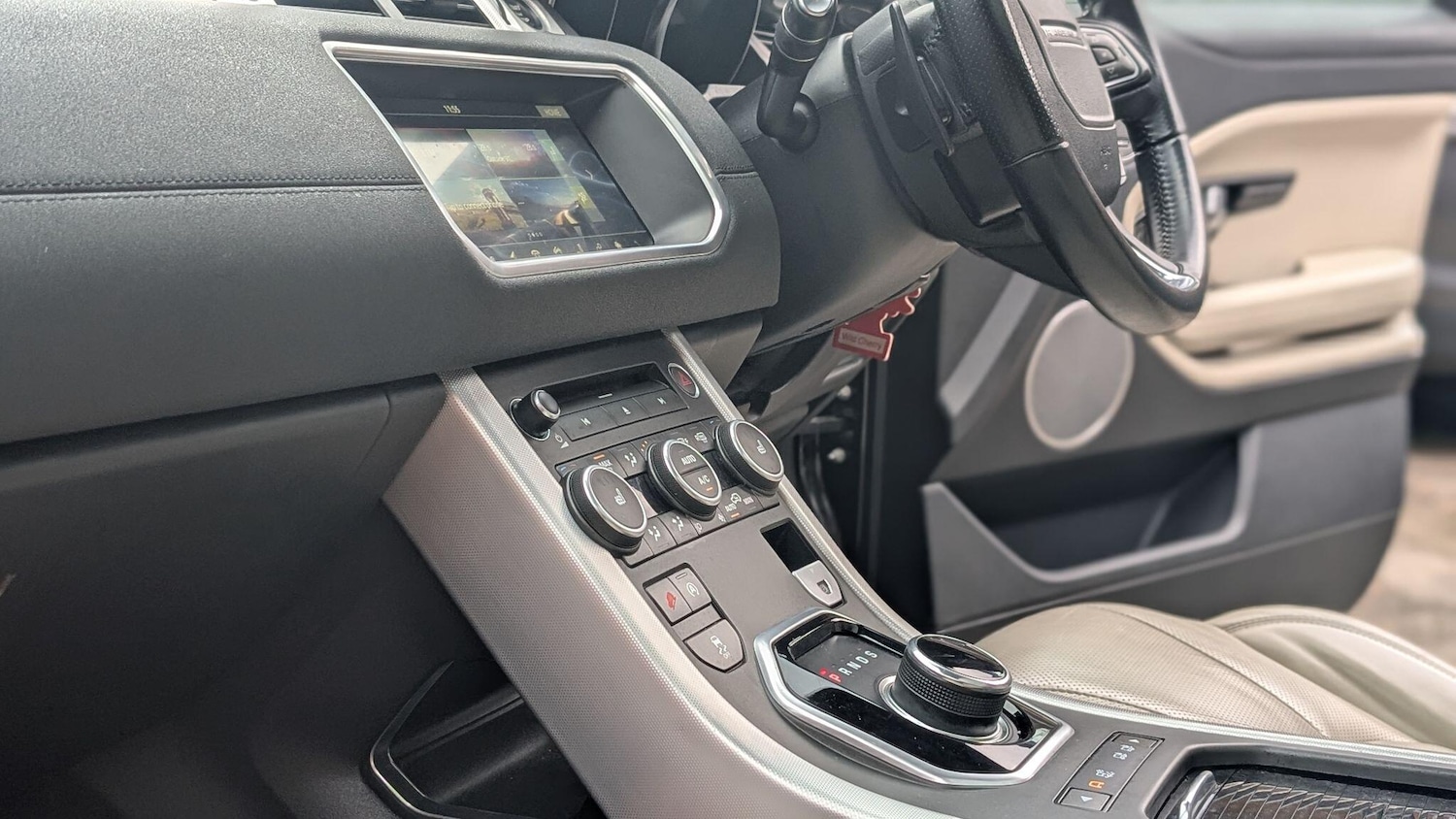 Used Land Rover Range Rover Evoque 2016 for sale - 77022900: Photo 16