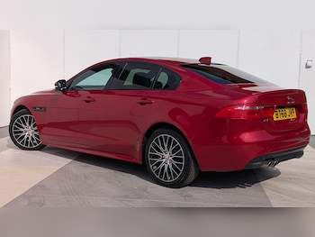 Used Jaguar XE 2019 for sale - 79293602: Photo