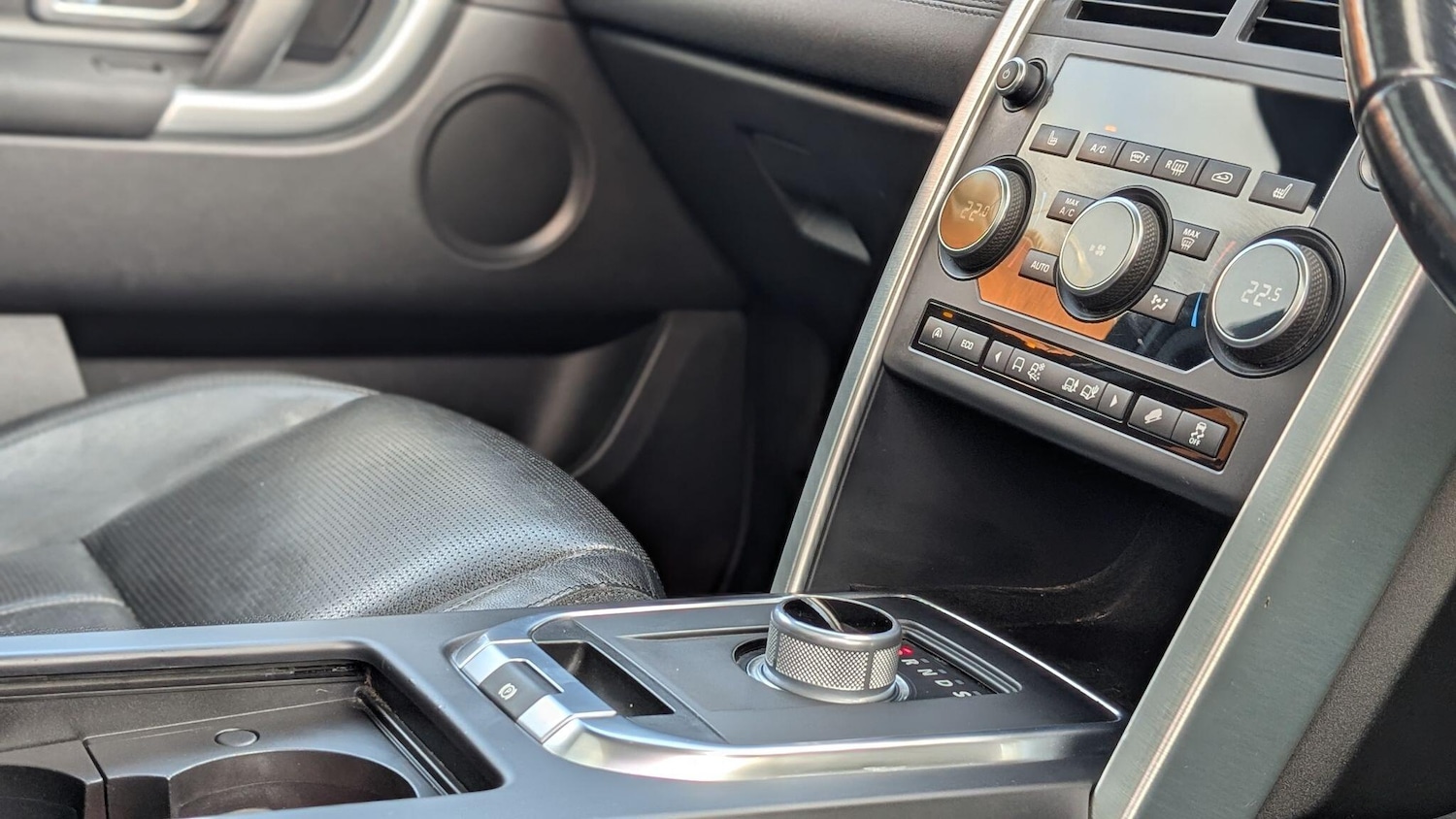 Used Land Rover Discovery Sport 2016 for sale - 77022922: Photo 10