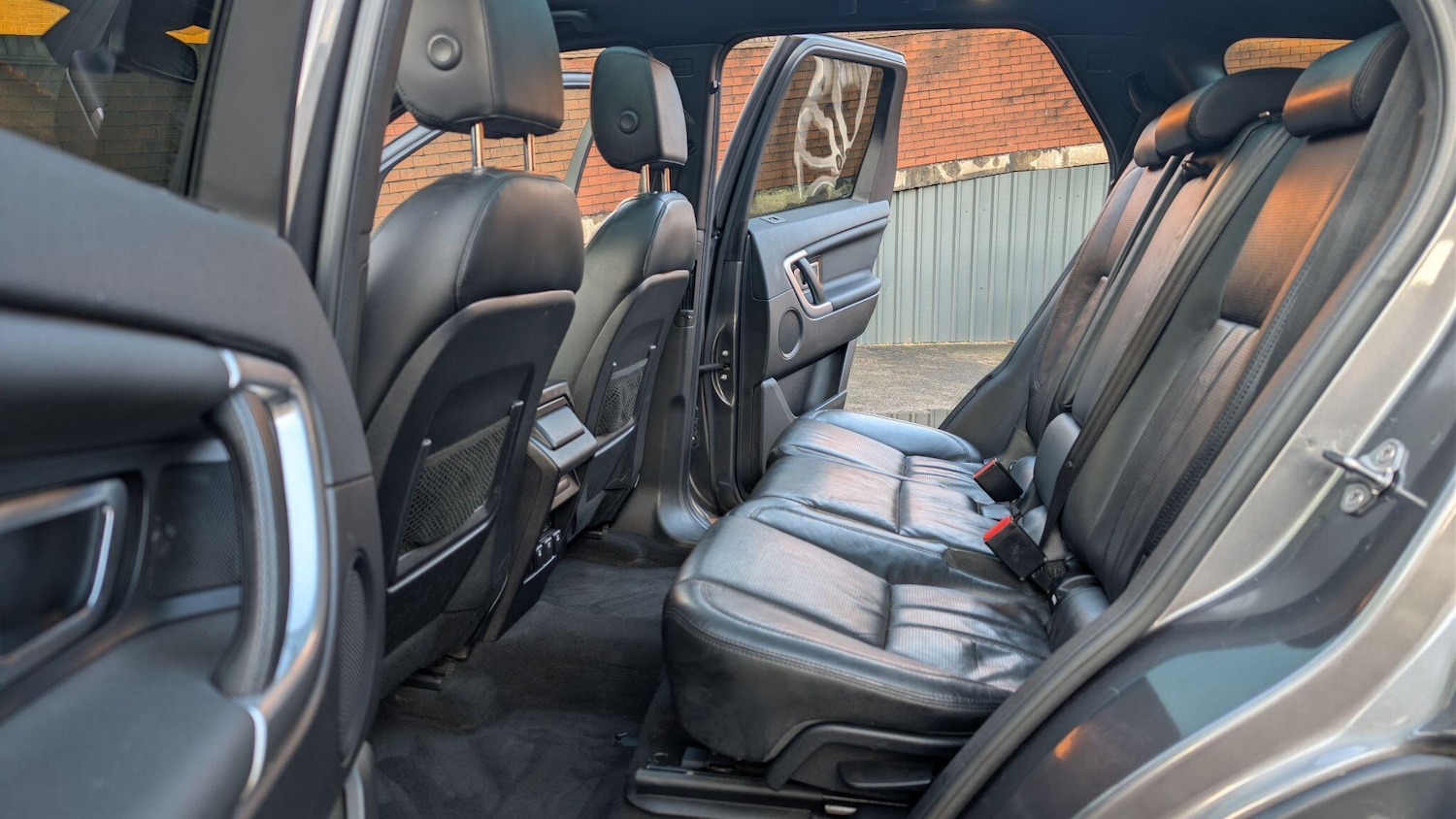 Used Land Rover Discovery Sport 2016 for sale - 77022922: Photo 18