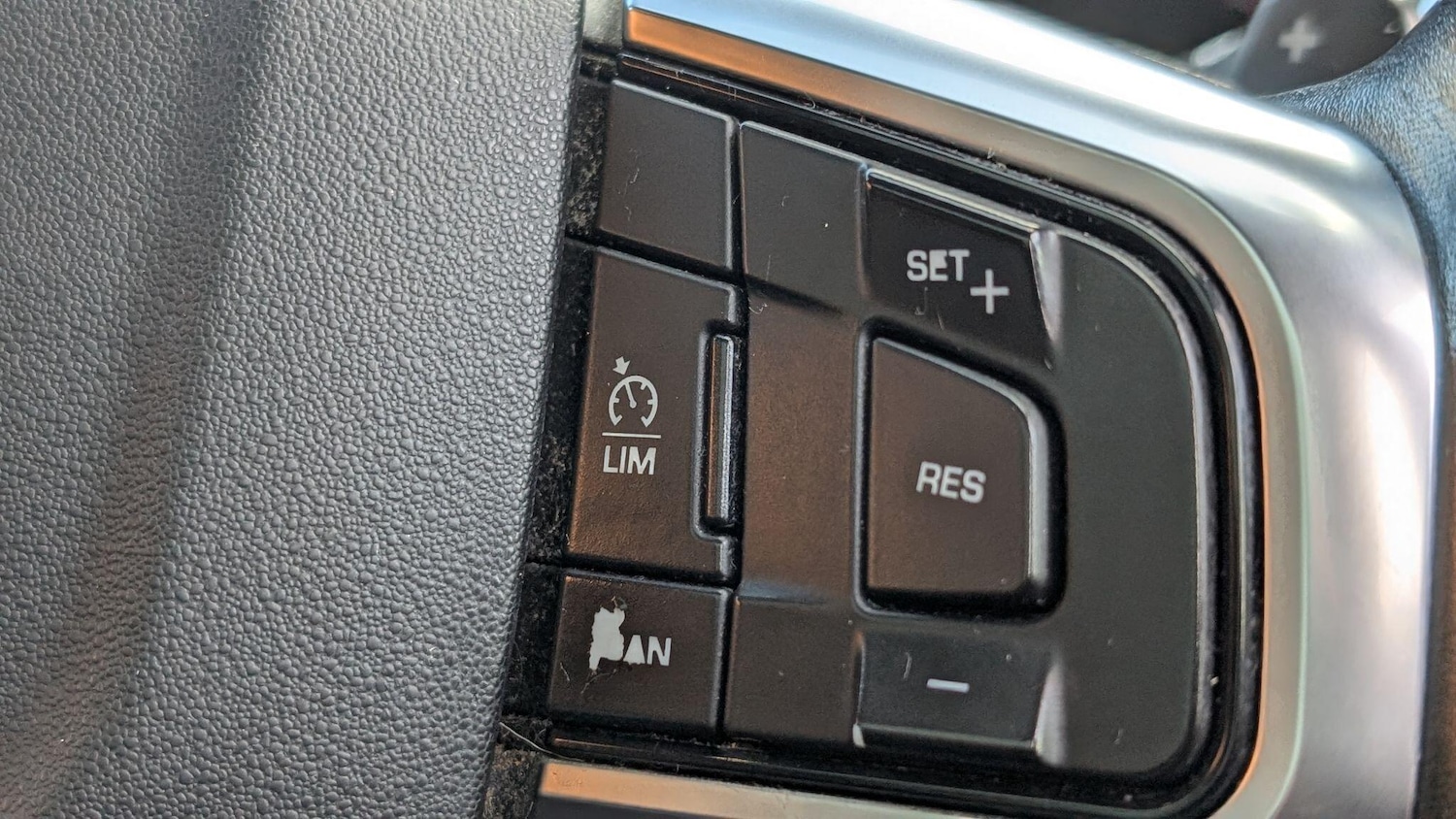 Used Land Rover Discovery Sport 2016 for sale - 77022922: Photo 21