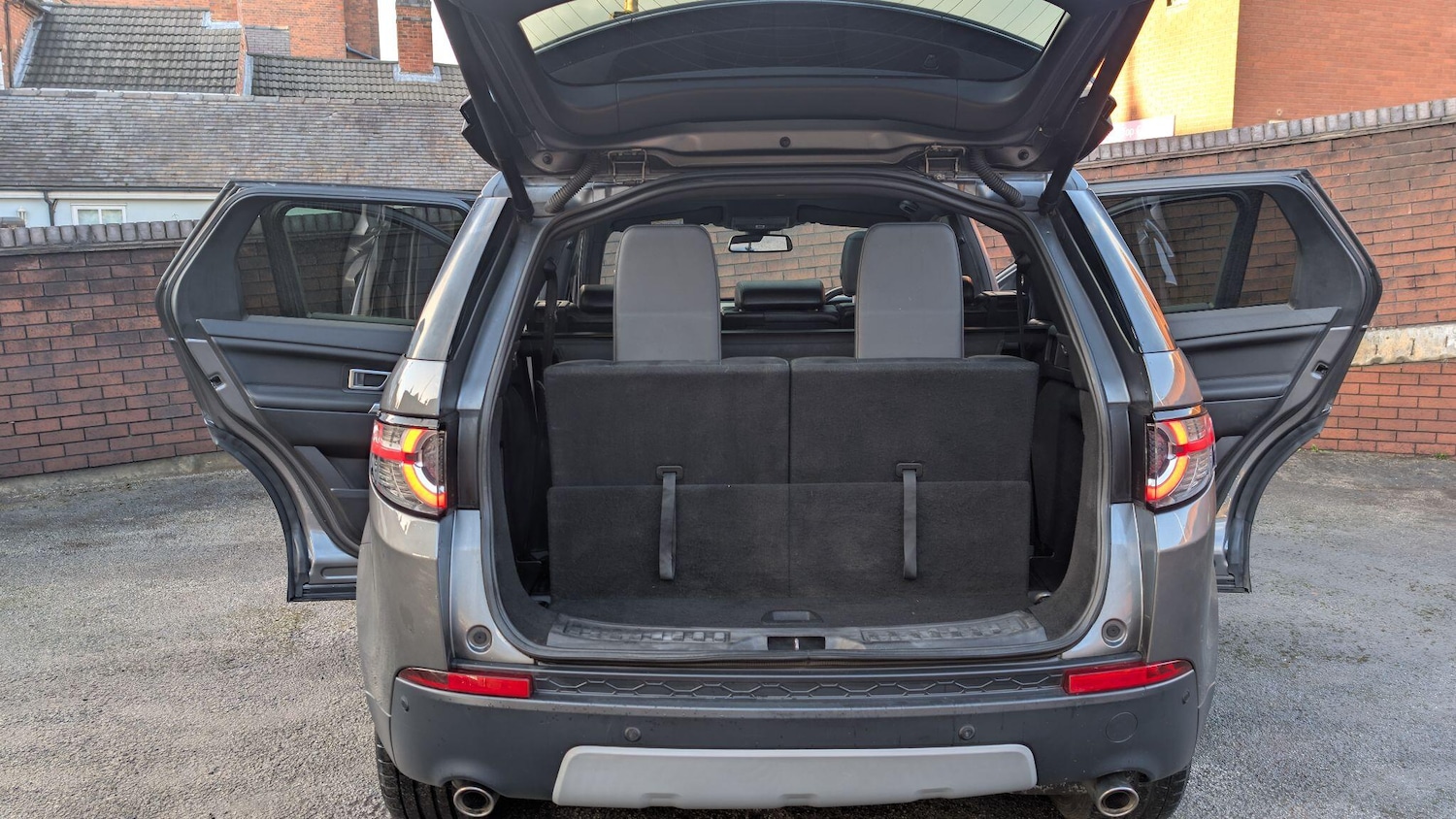 Used Land Rover Discovery Sport 2016 for sale - 77022922: Photo 31