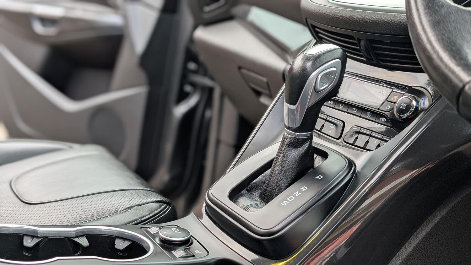 Used Ford Kuga 2016 for sale - 77442745: Photo 12