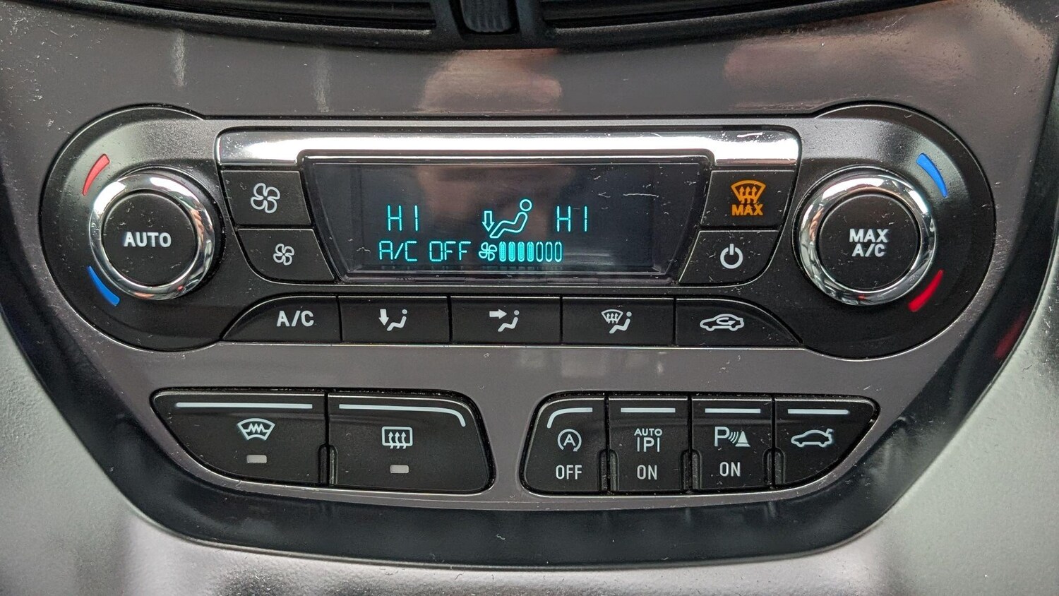 Used Ford Kuga 2016 for sale - 77442745: Photo 31