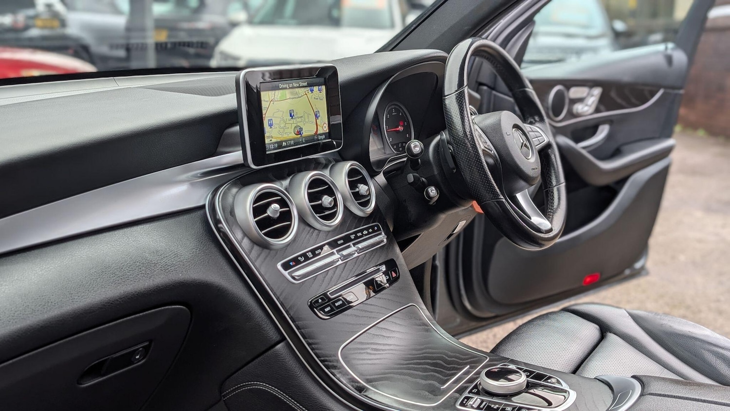 Used Mercedes-Benz GLC 2019 for sale - 77576546: Photo 13