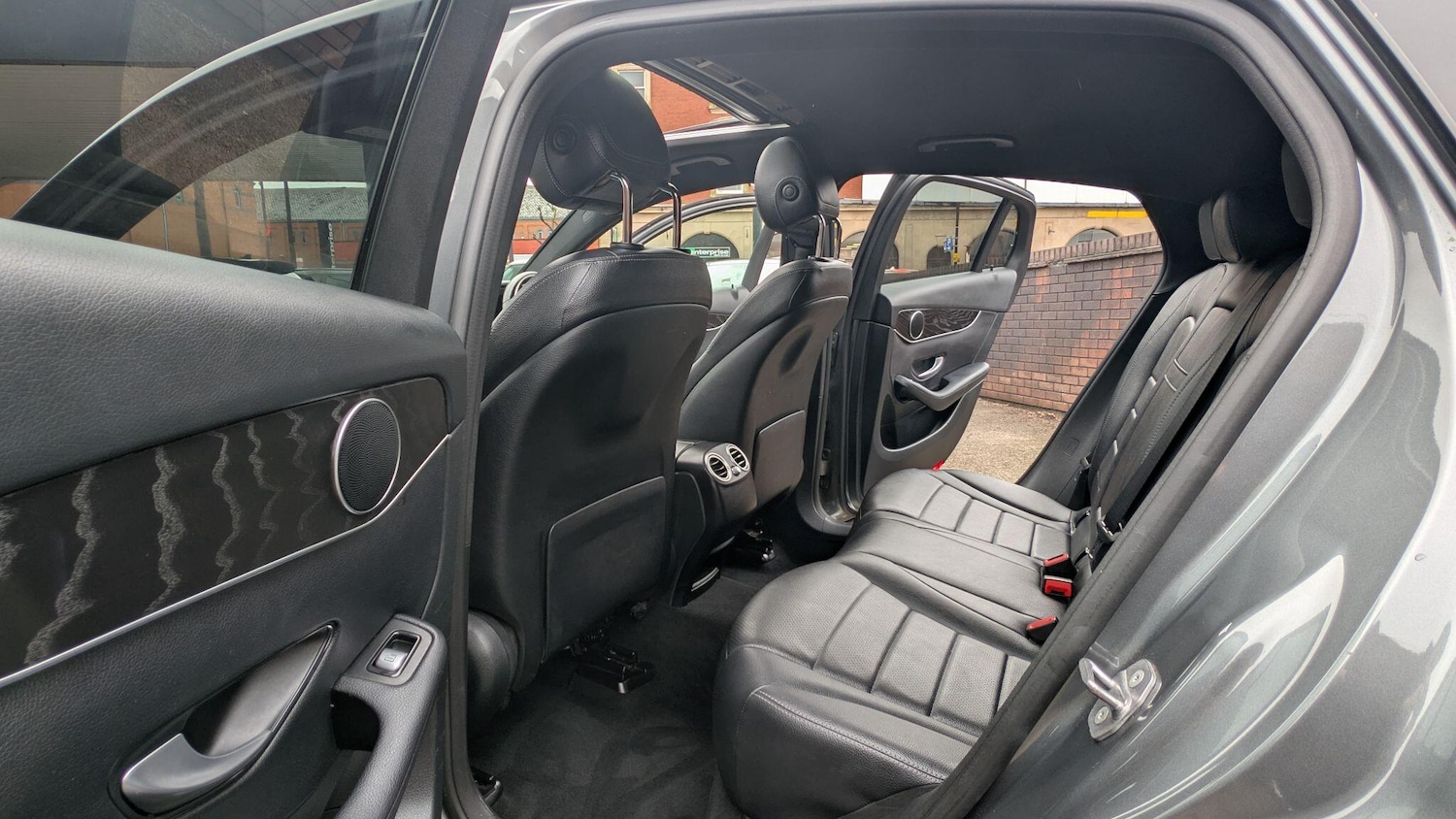 Used Mercedes-Benz GLC 2019 for sale - 77576546: Photo 17