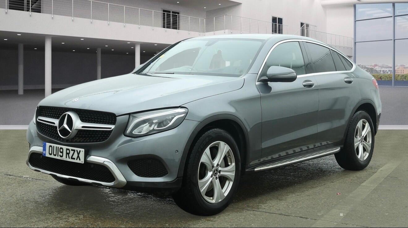 Used Mercedes-Benz GLC 2019 for sale - 77576546: Photo 2