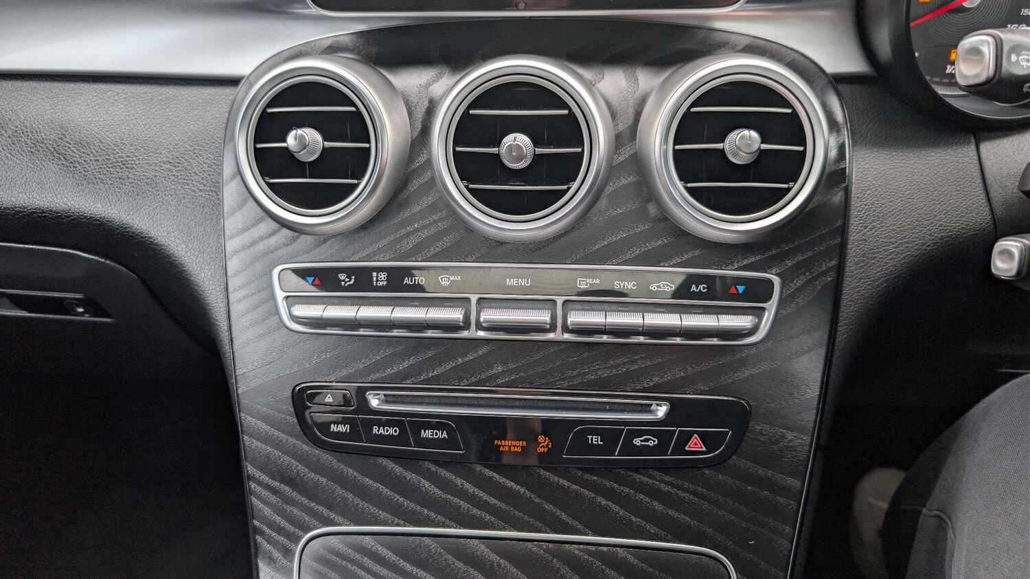 Used Mercedes-Benz GLC 2019 for sale - 77576546: Photo 25