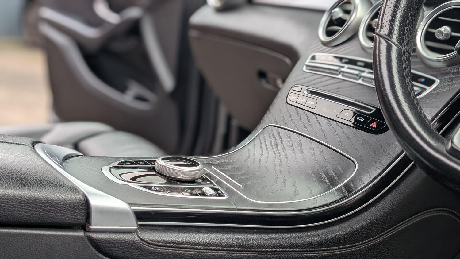 Used Mercedes-Benz GLC 2019 for sale - 77576546: Photo 35