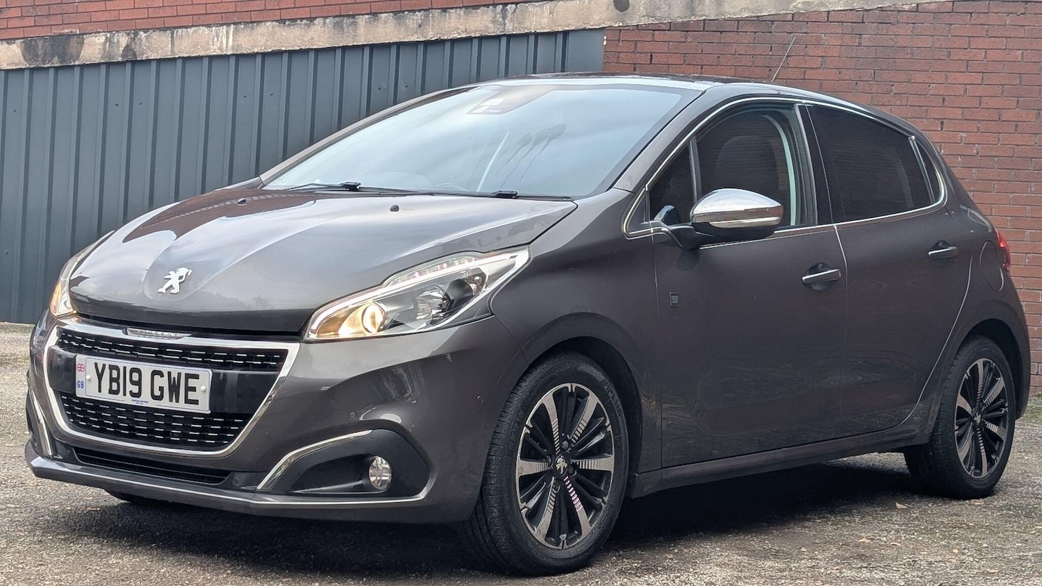 Used Peugeot 208 2019 for sale - 77164261: Photo 3