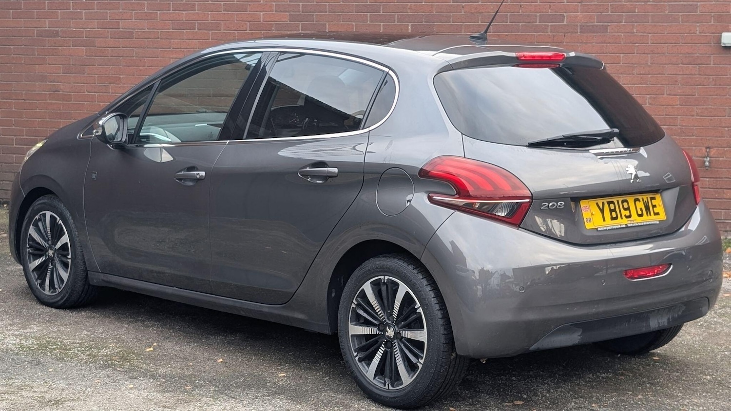 Used Peugeot 208 2019 for sale - 77164261: Photo 6