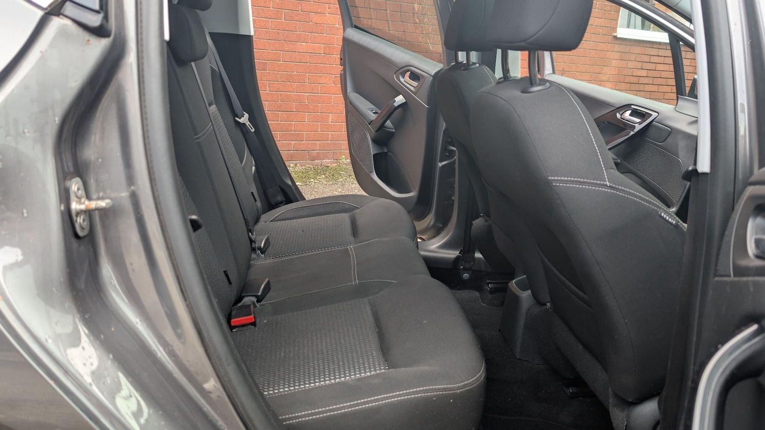 Used Peugeot 208 2019 for sale - 77164261: Photo 8