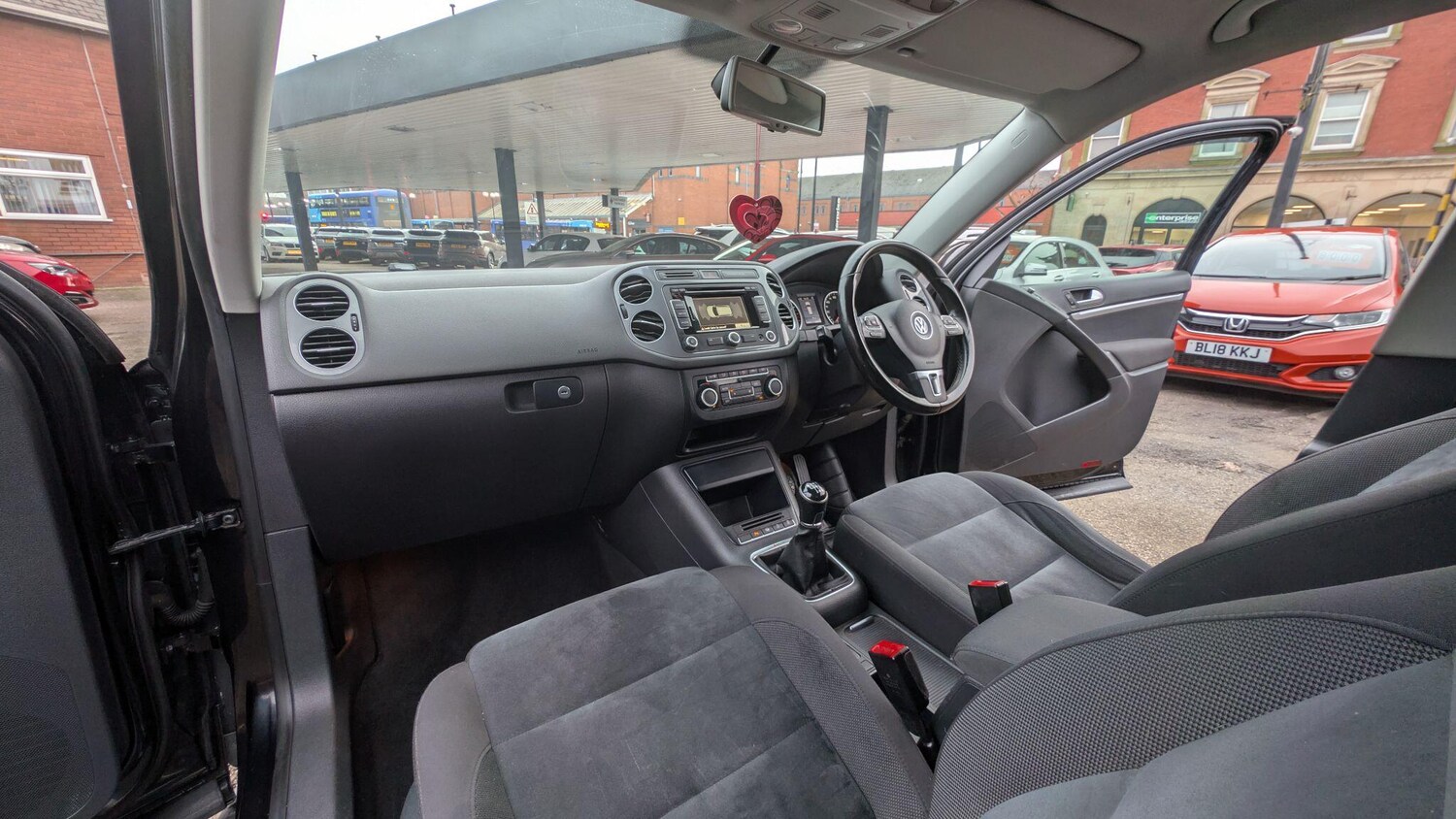 Used Volkswagen Tiguan 2013 for sale - 77786306: Photo 13