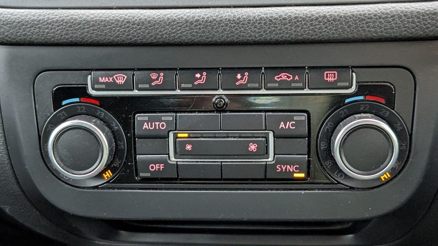 Used Volkswagen Tiguan 2013 for sale - 77786306: Photo 33