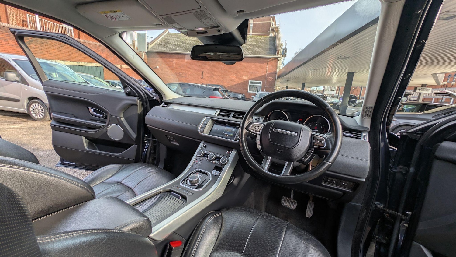 Used Land Rover Range Rover Evoque 2017 for sale - 77485099: Photo 12