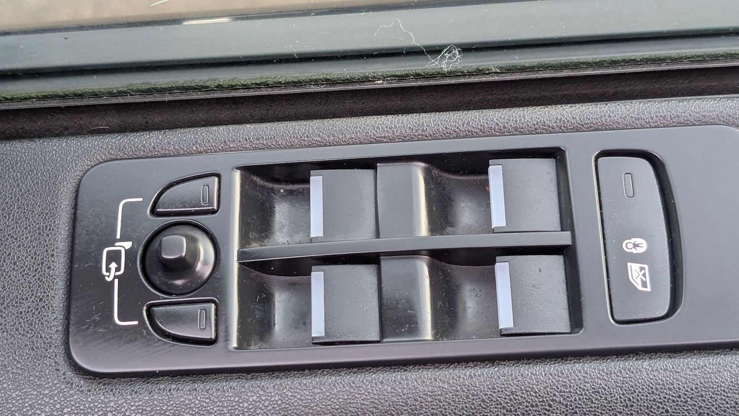 Used Land Rover Discovery Sport 2016 for sale - 77983057: Photo 21